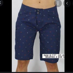 Savvy Mountain Bike Shorts - Navy Roadrunner🌵